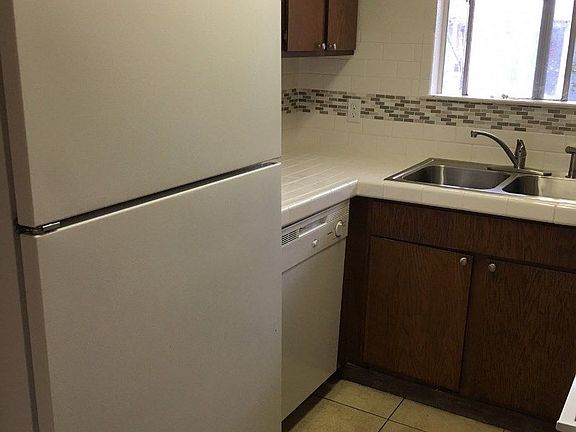 3rd image of 5806 Cherry Park #A