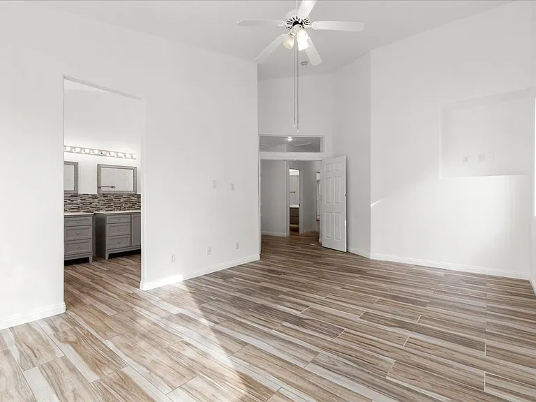 9705 Park Brook Ave — Photo 20