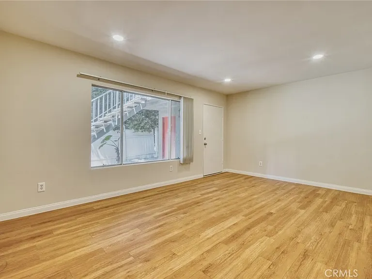 4546 Murietta Ave #105 — Photo 5