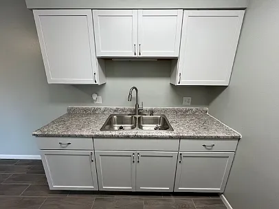303 Birch St — Photo 2