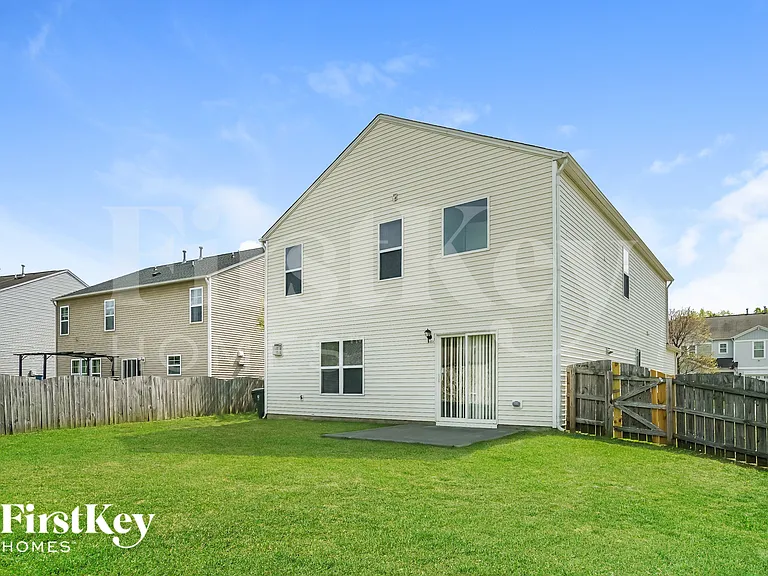 6831 Horseback Ln — Photo 14