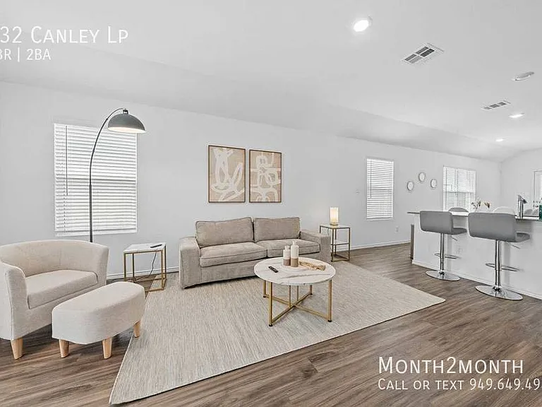 132 Canley Loop — Photo 1