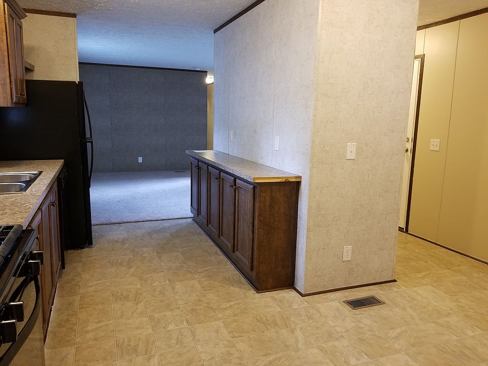 1st image of 4595 Knollwood Dr #77
