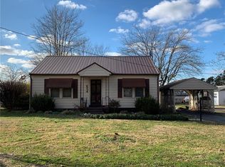 654 McDermott St, Asheboro, NC 27205