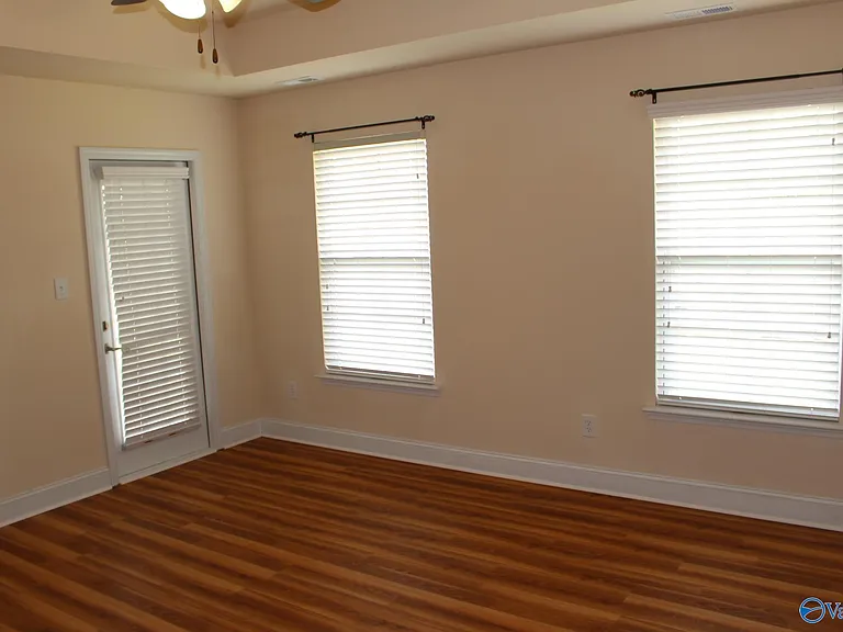 103 Glen View Dr — Photo 20