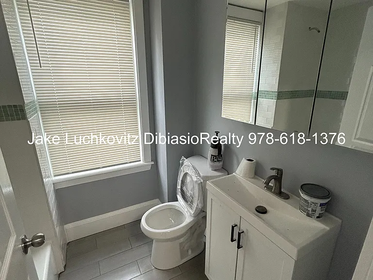 14 Lexington Ter #1A — Photo 16