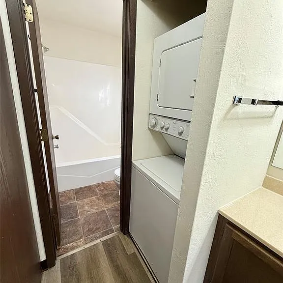 145 Ashley Dr — Photo 12