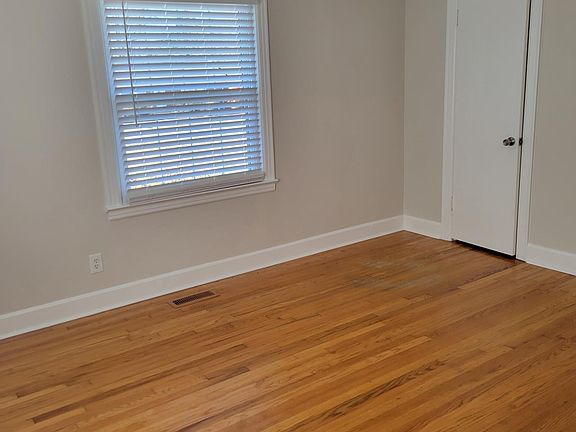 5th image of 1616 White Blvd