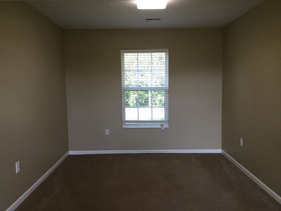 4th image of 1007 Lofton Dr