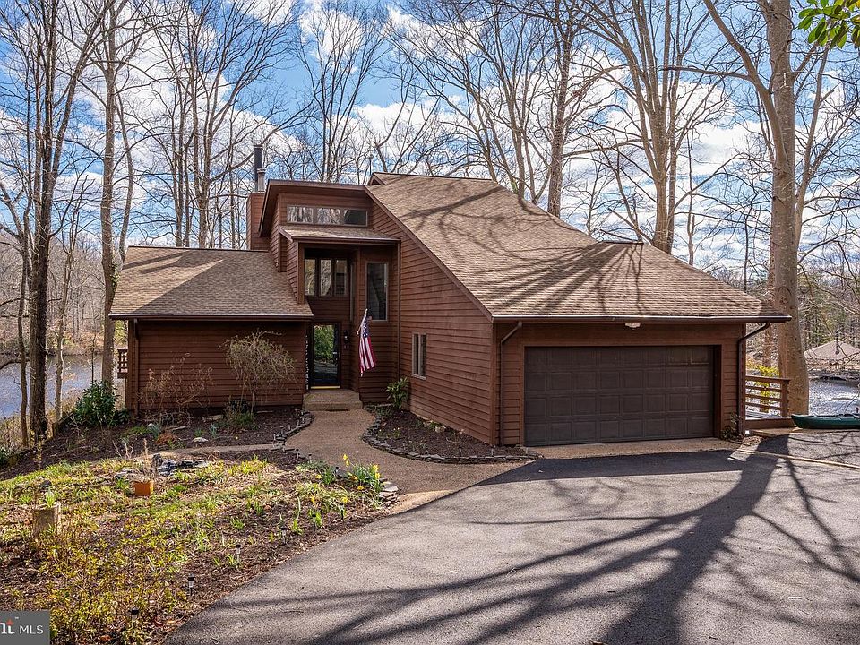 1st image of 10234 Ashland Dr