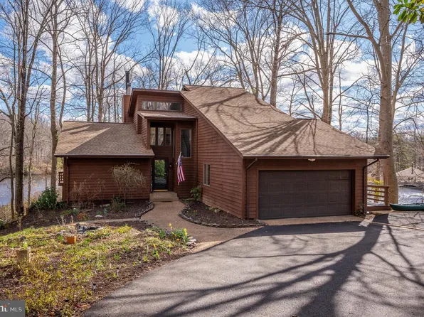 10234 Ashland Dr, King George, VA 22485