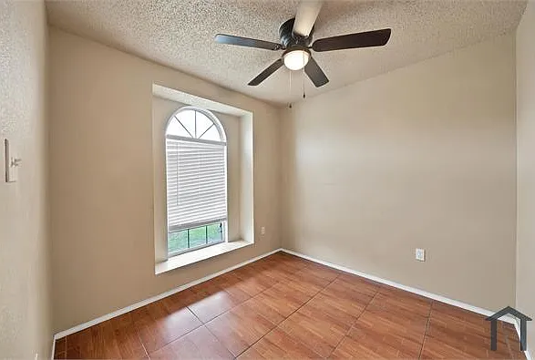 2820 Bent Brook Dr — Photo 22