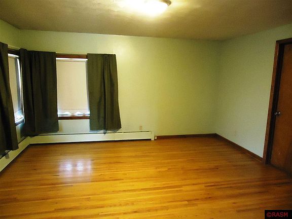 3rd image of 1140 Highland Ave