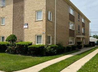 6744 W Diversey Ave #3N, Elmwood Park, IL