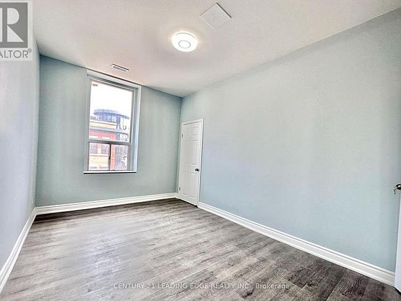 5th image of 113 James St N #306