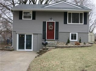 1526 N Geronimo Dr, Independence, MO 64058