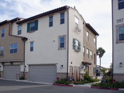 211 Westpark Ct Unit 604, Camarillo, CA, 93012