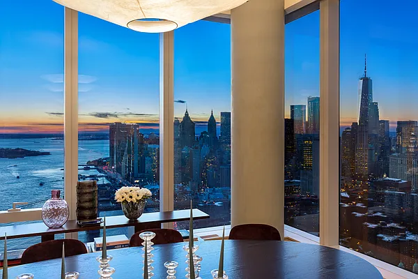 Sold by Extell Marketing Group | media 14