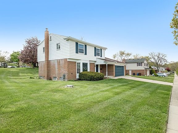4th image of 2200 Churchill Dr