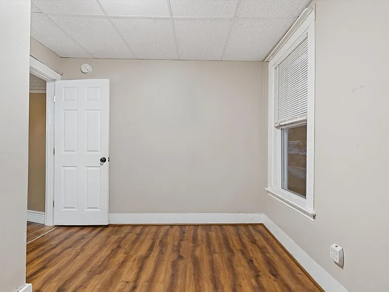41 Gamage Ave #2 — Photo 13