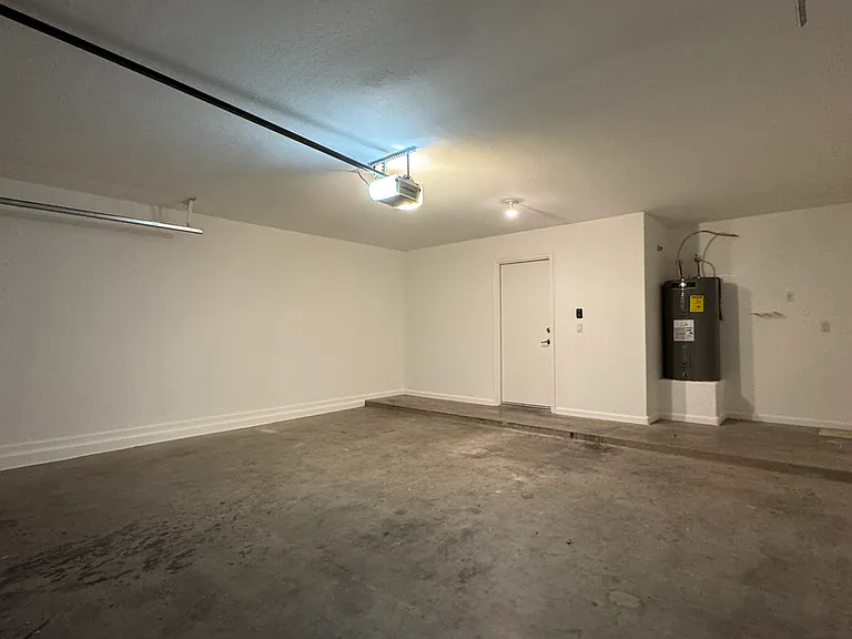 2-Car Garage