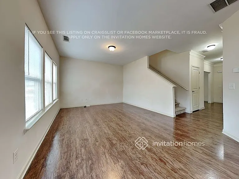 4320 Henry Ridge Ct — Photo 5