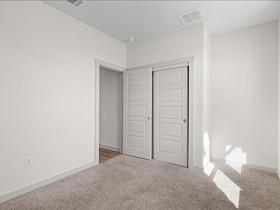 5th image of 13917 McArthur Dr