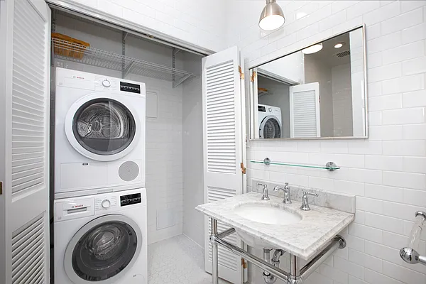 Rented by Douglas Elliman | media 19