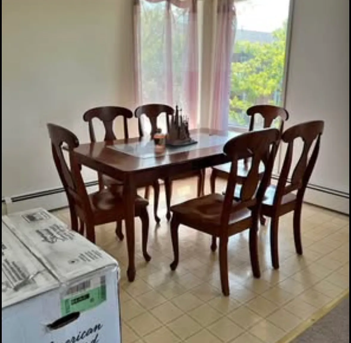 2 bed, 965 sqft, $1,800 — Photo 2