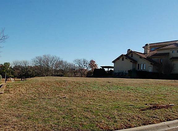 3rd image of 2001 Cottonwood Valley Cir S