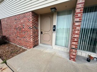 903 Southwest Blvd #L, Jefferson City, MO 65109