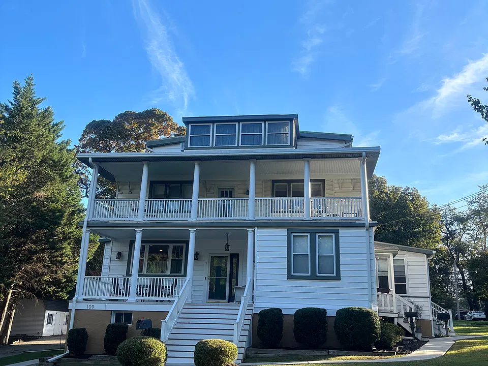 109 Smithwood Ave #3