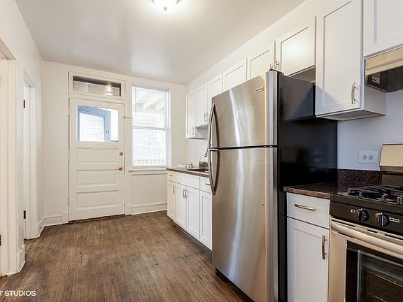 5th image of 7502 N Hoyne Ave #2110-2