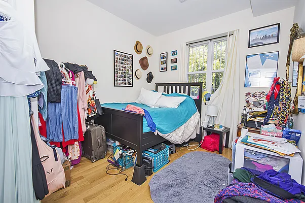 Rented by Level Group | media 14