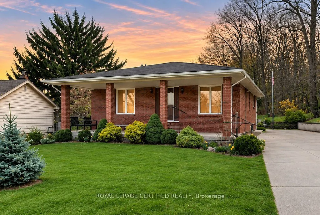 4 bed, $3,999 — Photo 1