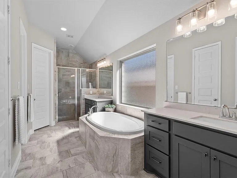 28348 Sterling Oak Dr — Photo 36