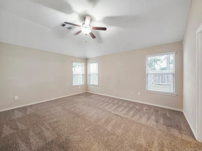 1519 Spencer Glen Ln — Photo 6