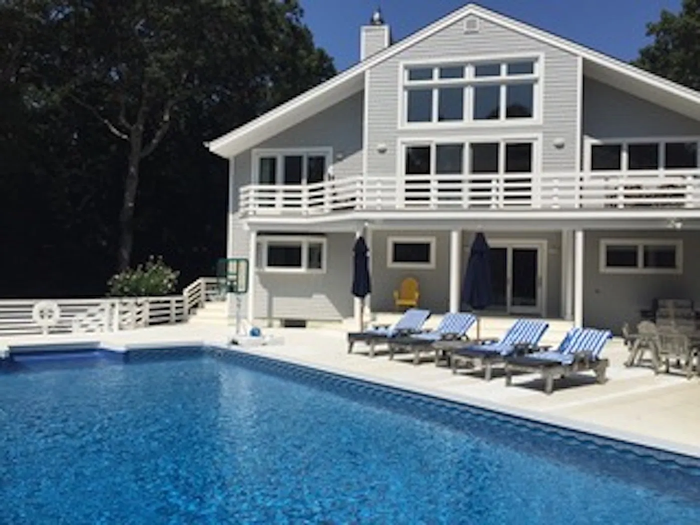 Amagansett - with Pool, Tennis, Pickle Ball & Close to All! — Photo 1