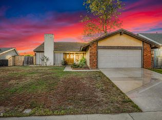 2041 N Herron Ct, Camarillo, CA 93010