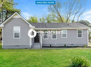 8134 Sunset Cir, Murfreesboro, TN 37129