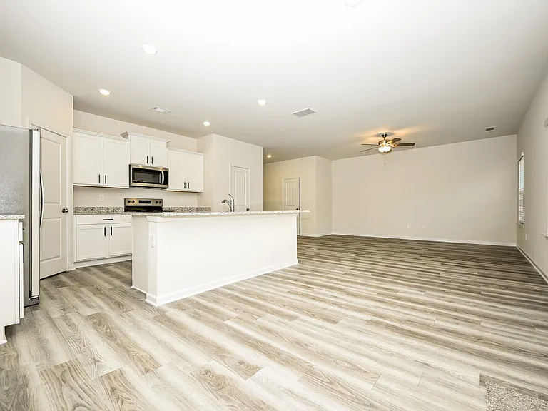 295 Limestone Cir — Photo 6