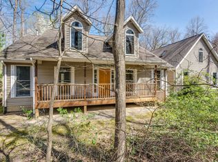 13686 Main Dr, Harbert, MI 49115