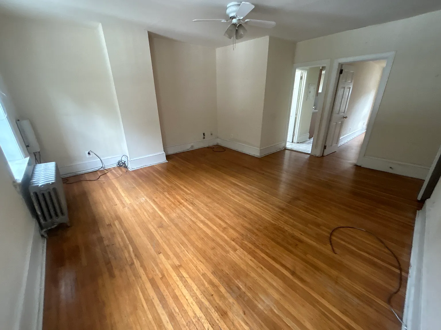1 bed, $1,090 — Photo 3