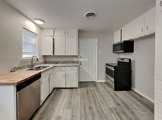 2904 Farrell Ln, Fort Worth, TX 76119