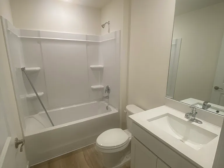 11519 Memorial Dr — Photo 11