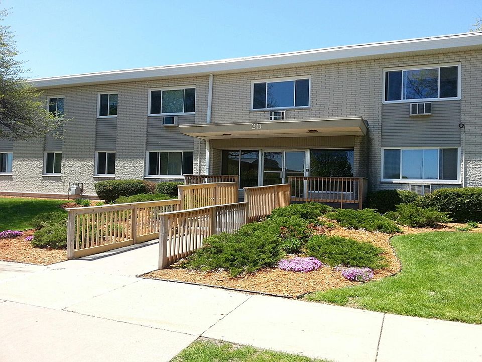 1st image of 20 S Pontiac Dr #108