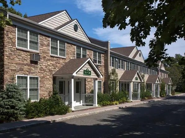 Fairfield at Lake Grove