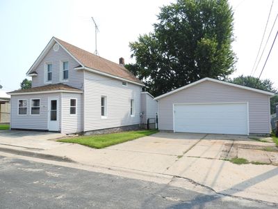 120 Lake Ave S, Silver Lake, MN, 55381