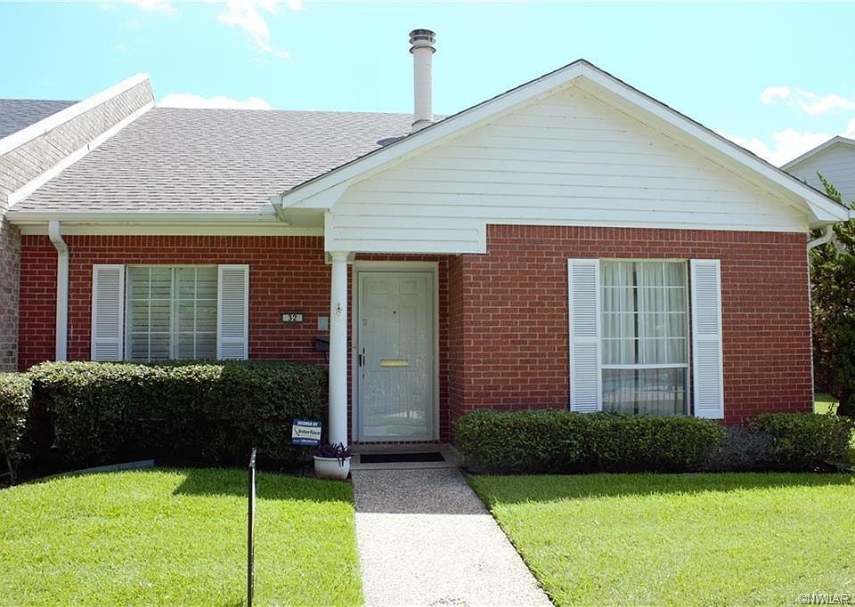 2nd image of 32 Tealwood St
