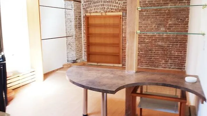 Rented by Brooklyn Property Group LLC | media 9